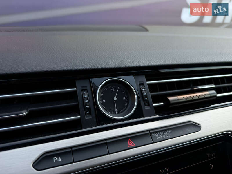 Универсал Volkswagen Passat 2018 в Стрые