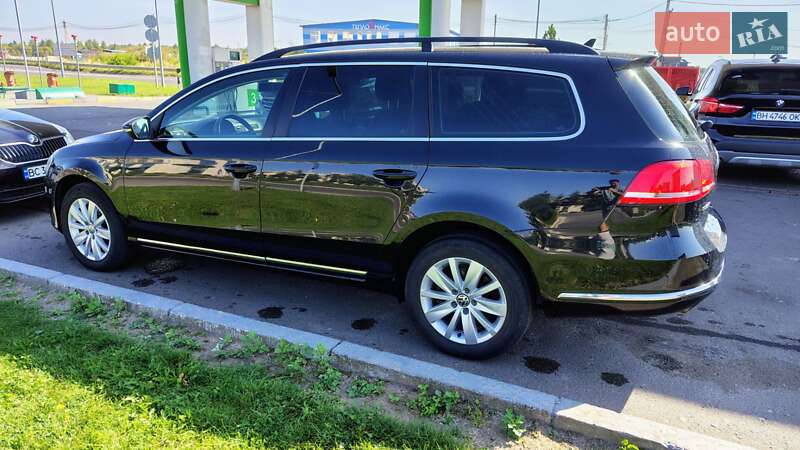 Универсал Volkswagen Passat 2011 в Пустомытах фото 11 Универсал Volkswagen Passat 2011 в Пустомытах