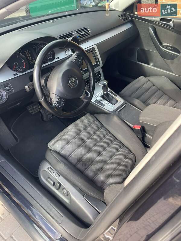 Универсал Volkswagen Passat 2010 в Киеве фото 7 Универсал Volkswagen Passat 2010 в Киеве
