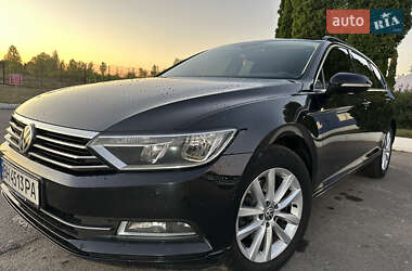 Універсал Volkswagen Passat 2015 в Полтаві