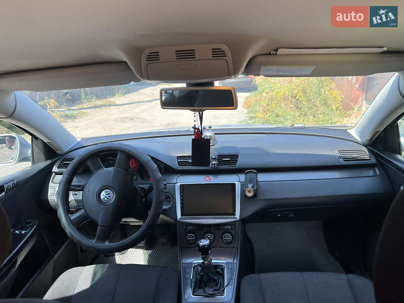Універсал Volkswagen Passat 2006 в Умані