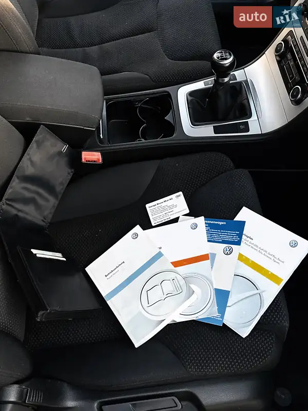 Универсал Volkswagen Passat 2010 в Черновцах документ