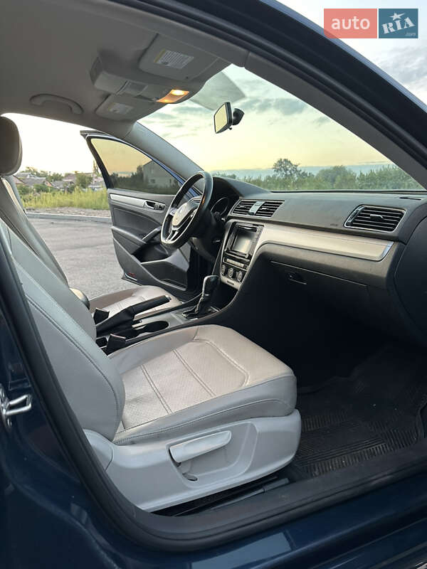 Седан Volkswagen Passat 2018 в Пирятине