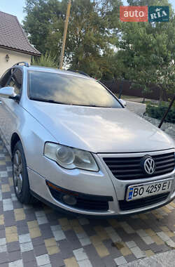 Універсал Volkswagen Passat 2008 в Тернополі
