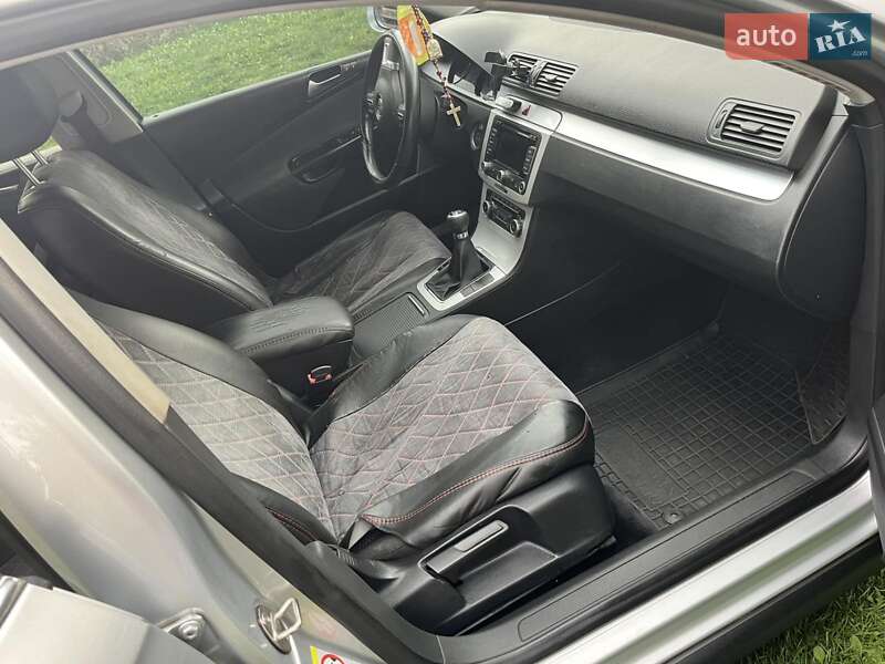 Универсал Volkswagen Passat 2010 в Воловце