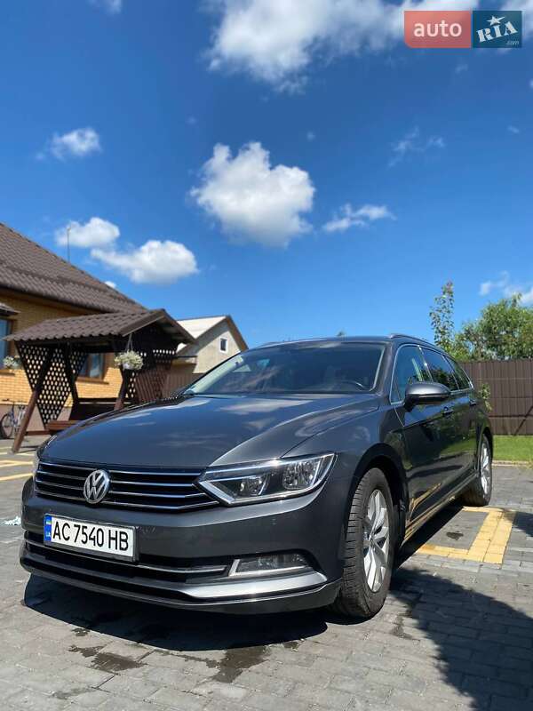 Універсал Volkswagen Passat 2016 в Луцьку