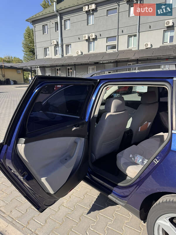 Универсал Volkswagen Passat 2006 в Черновцах