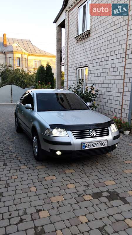 Седан Volkswagen Passat 2001 в Тульчине