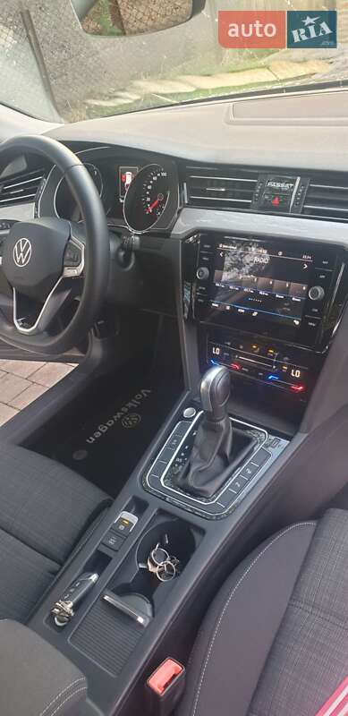 Універсал Volkswagen Passat 2021 в Стрию