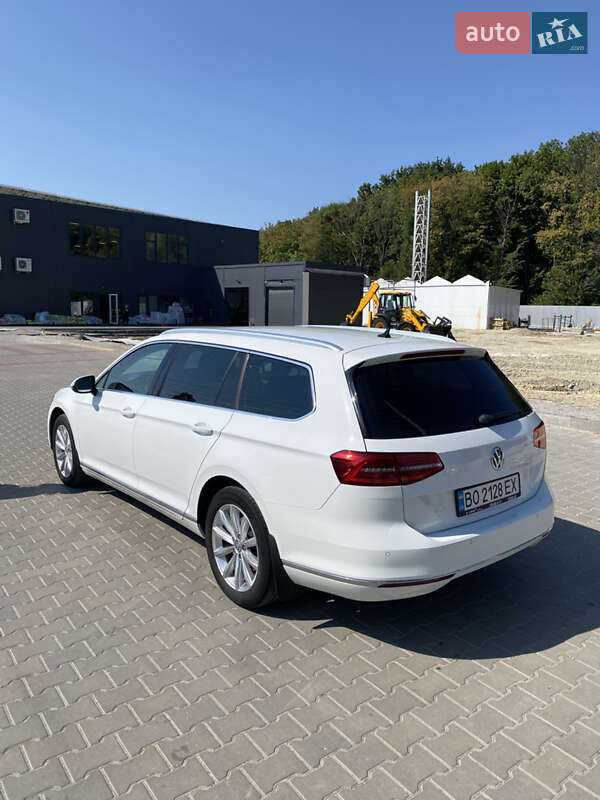 Універсал Volkswagen Passat 2017 в Тернополі