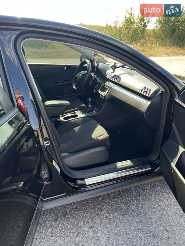 Седан Volkswagen Passat 2007 в Виннице
