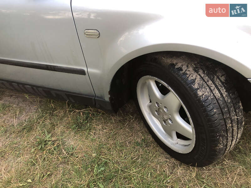 Универсал Volkswagen Passat 2001 в Львове