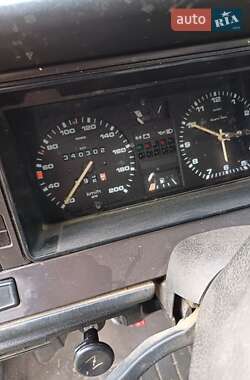 Універсал Volkswagen Passat 1987 в 