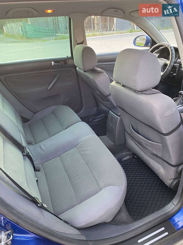 Универсал Volkswagen Passat 2004 в Луцке фото 6 Универсал Volkswagen Passat 2004 в Луцке