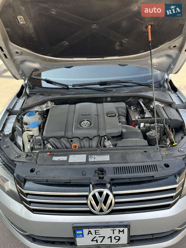 Седан Volkswagen Passat 2013 в Днепре фото 14 Седан Volkswagen Passat 2013 в Днепре