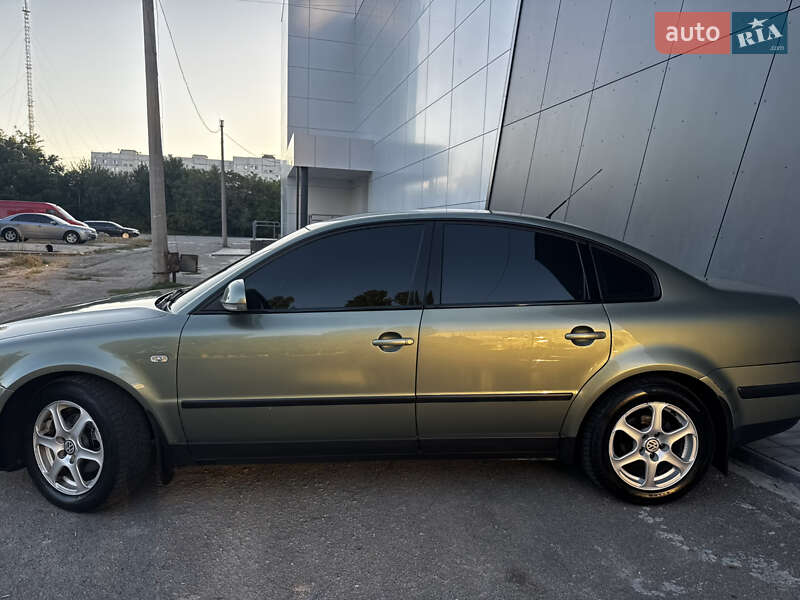Седан Volkswagen Passat 2003 в Кременчуге фото 10 Седан Volkswagen Passat 2003 в Кременчуге