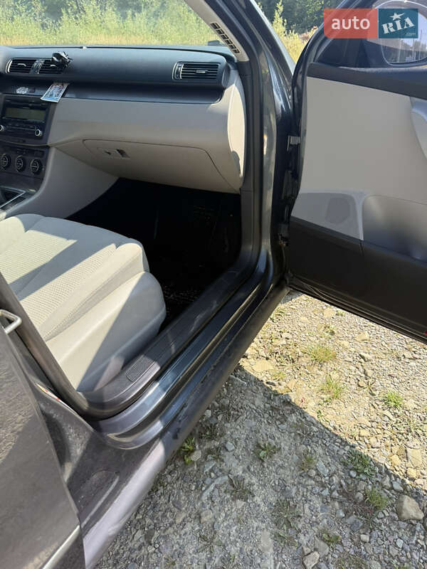 Седан Volkswagen Passat 2008 в Бориславі