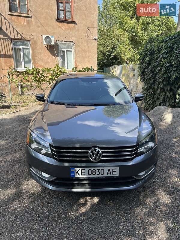 Седан Volkswagen Passat 2013 в Запорожье