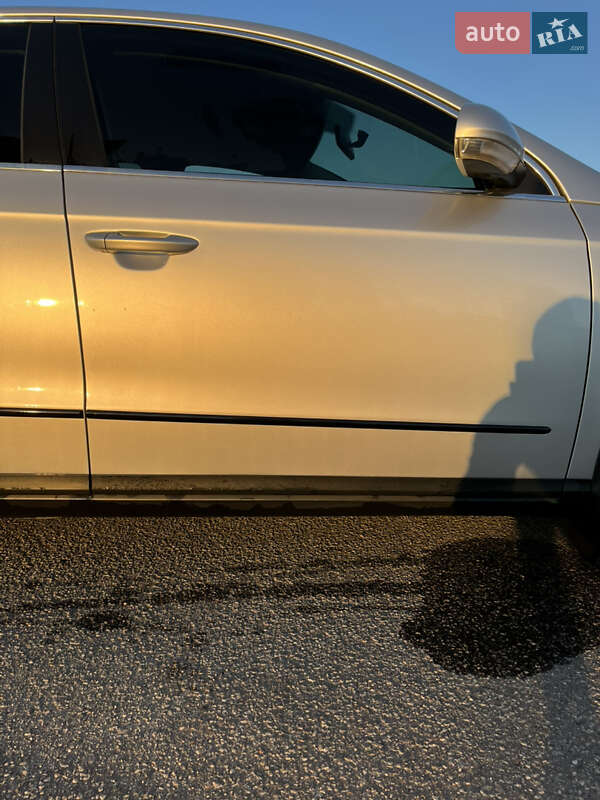 Седан Volkswagen Passat 2008 в Харькове