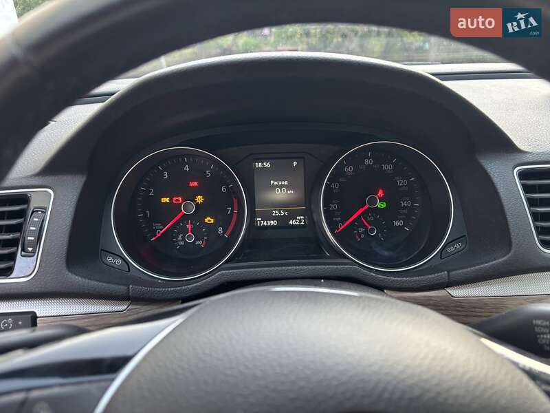 Седан Volkswagen Passat 2018 в Кропивницком