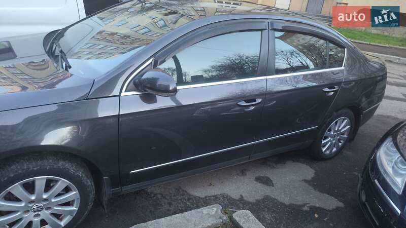 Седан Volkswagen Passat 2006 в Львові