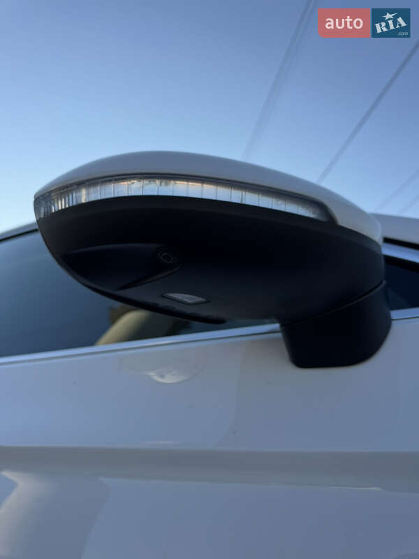 Універсал Volkswagen Passat 2018 в Києві