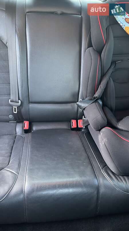 Седан Volkswagen Passat 2013 в Шепетовке