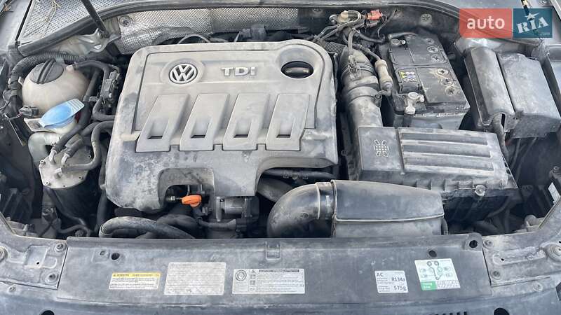 Седан Volkswagen Passat 2013 в Шепетовке