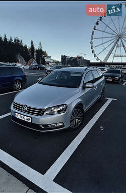 Универсал Volkswagen Passat 2013 в Львове