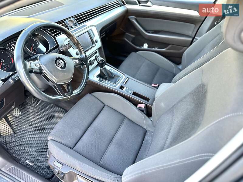 Універсал Volkswagen Passat 2015 в Черкасах фото 7 Універсал Volkswagen Passat 2015 в Черкасах
