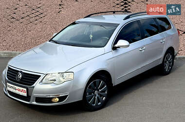 Універсал Volkswagen Passat 2008 в Вінниці