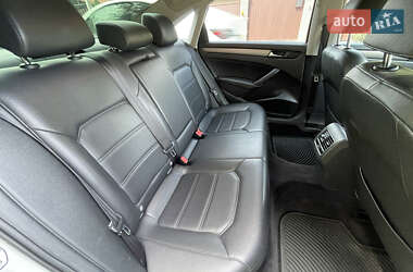 Седан Volkswagen Passat 2014 в 