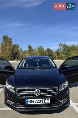 Седан Volkswagen Passat 2018 в Сумах