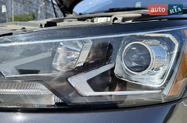 Седан Volkswagen Passat 2018 в Сумах