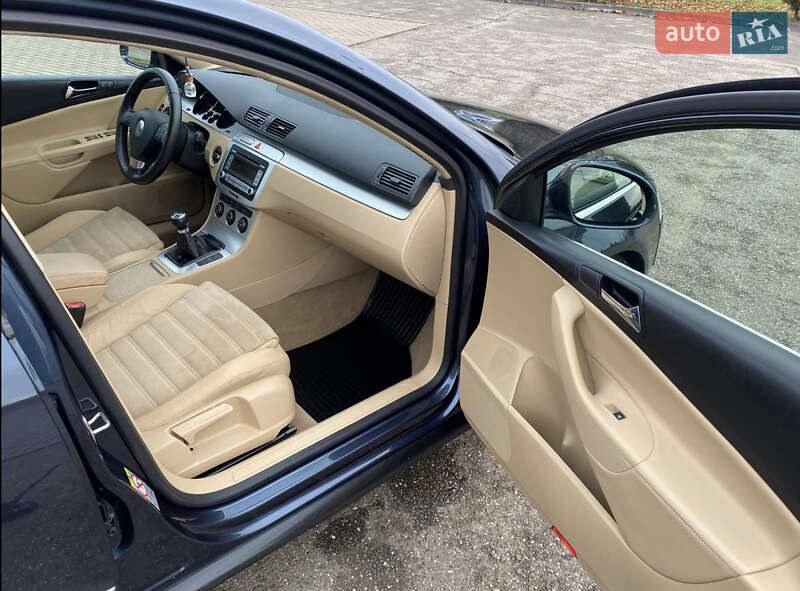 Седан Volkswagen Passat 2007 в Воловце