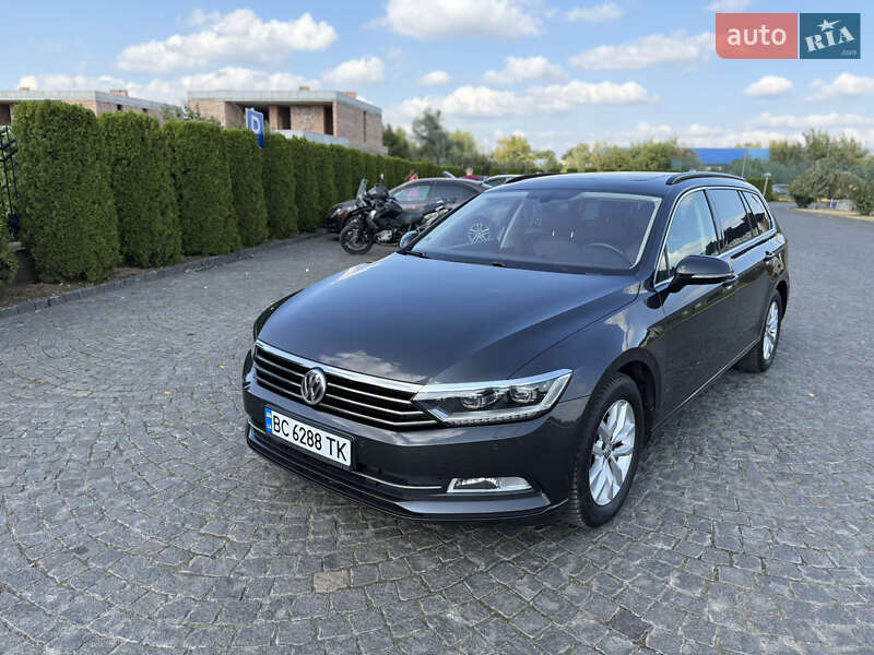Универсал Volkswagen Passat 2017 в Львове