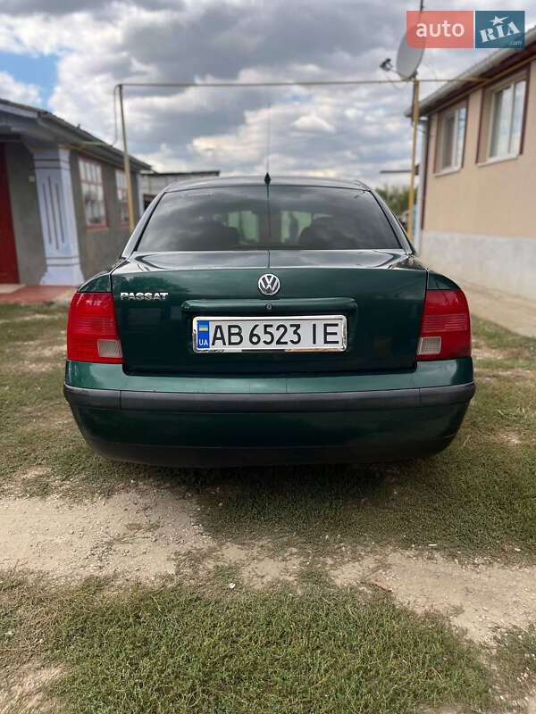 Седан Volkswagen Passat 2000 в Вінниці
