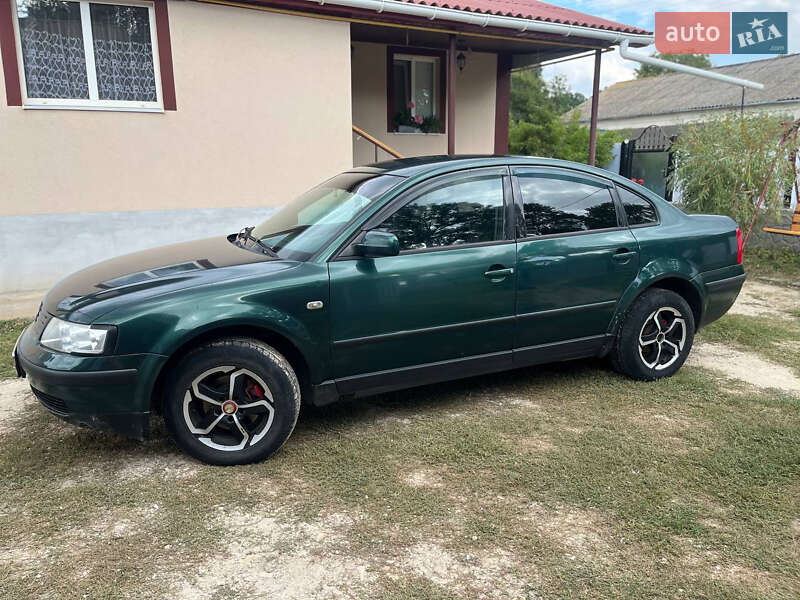 Седан Volkswagen Passat 2000 в Вінниці