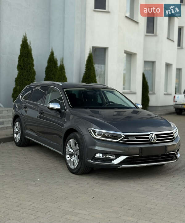 Универсал Volkswagen Passat 2017 в Житомире фото 10 Универсал Volkswagen Passat 2017 в Житомире