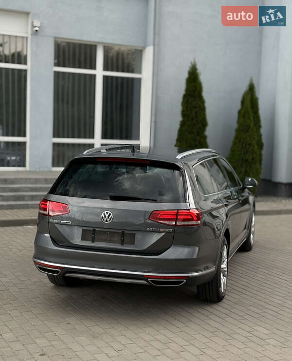 Универсал Volkswagen Passat 2017 в Житомире фото 17 Универсал Volkswagen Passat 2017 в Житомире