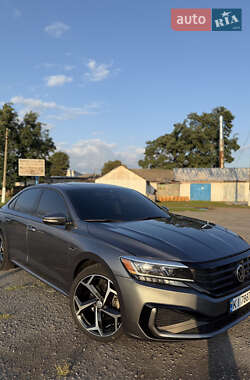 Седан Volkswagen Passat 2020 в Києві