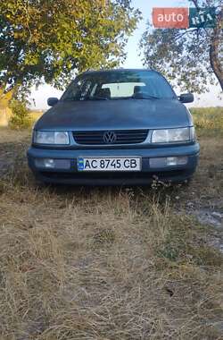 Универсал Volkswagen Passat 1995 в Луцке