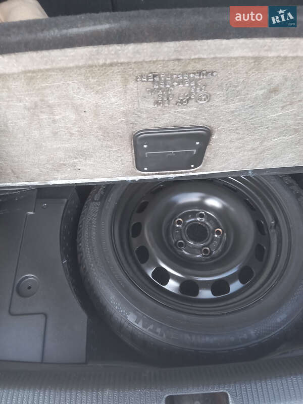 Универсал Volkswagen Passat 2006 в Виноградове