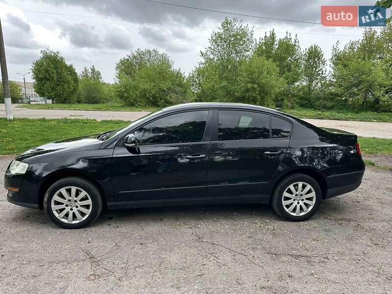 Седан Volkswagen Passat 2008 в Путивле фото 8 Седан Volkswagen Passat 2008 в Путивле