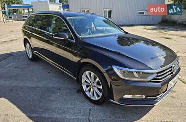 Універсал Volkswagen Passat 2017 в Українці