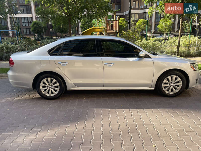 Volkswagen Passat 2013