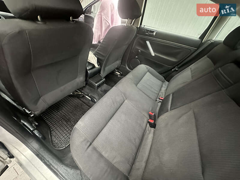 Седан Volkswagen Passat 1997 в Тернополі