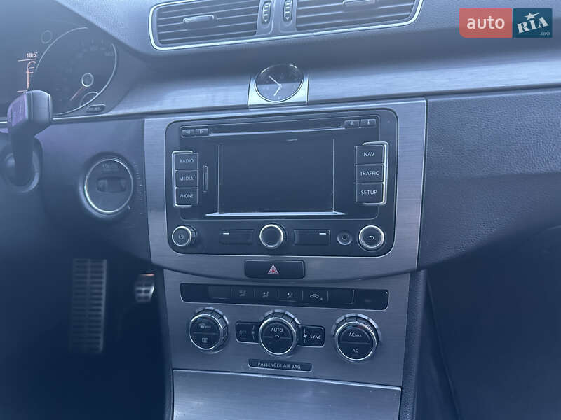 Універсал Volkswagen Passat 2012 в Ніжині