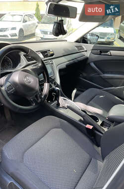 Седан Volkswagen Passat 2011 в 