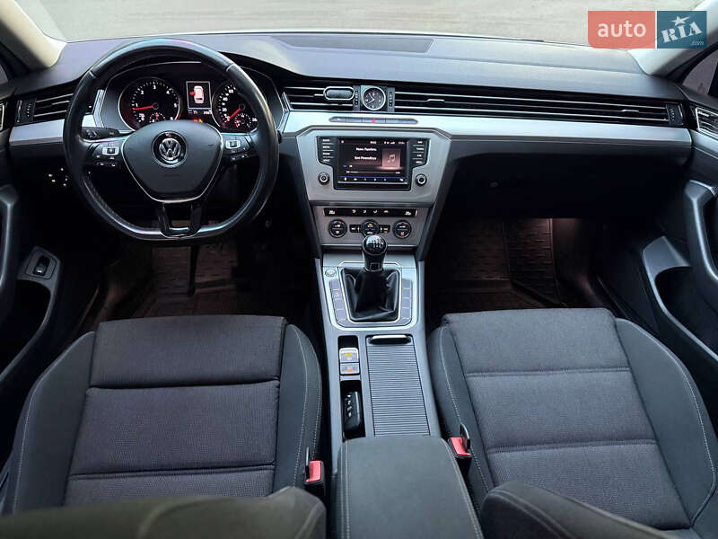 Универсал Volkswagen Passat 2017 в Новомосковске